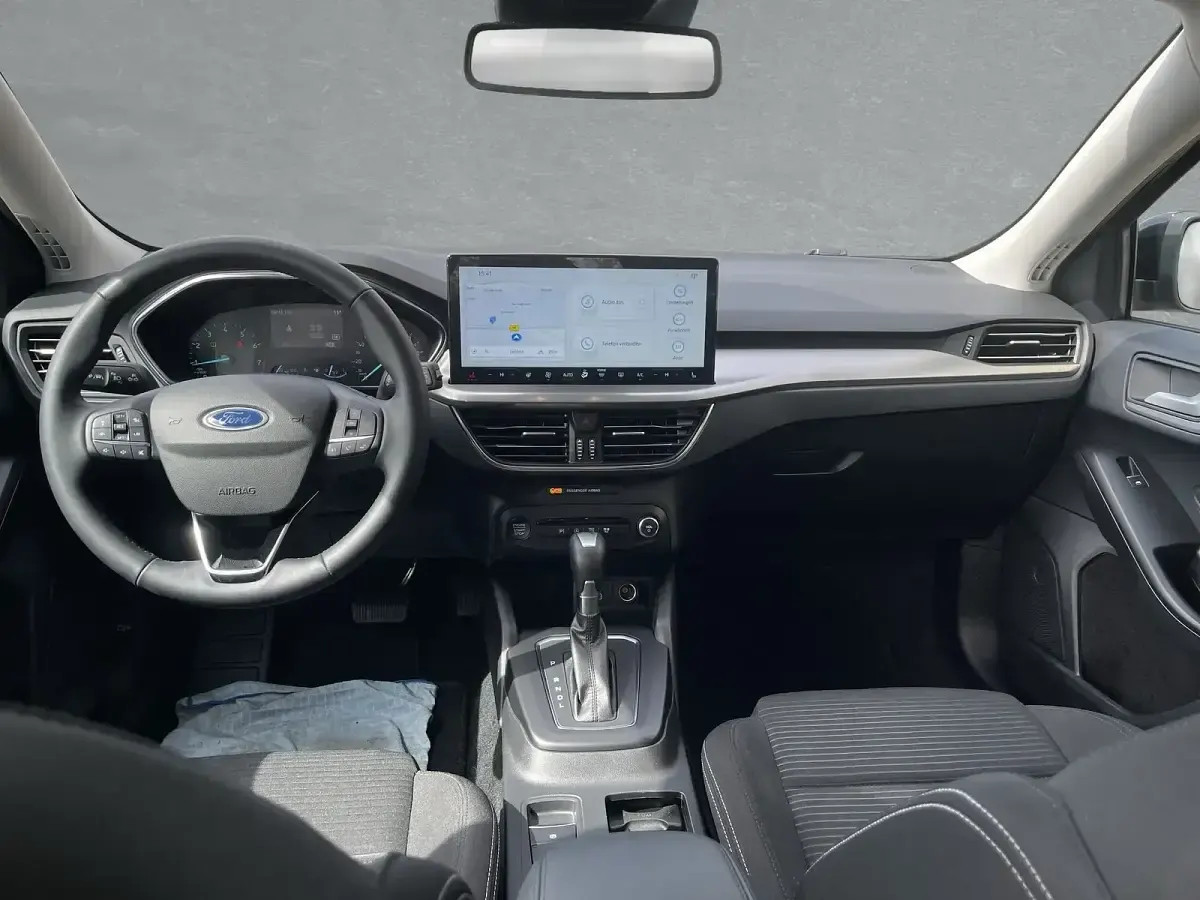 Second-hand Ford Focus Titanium 155 CP (114 kW) 2024 Negru Berlinǎ