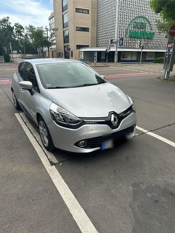 Silber Gebraucht 2015 Renault Clio IV Kleinwagen | 5.000 € (Fairer Preis) - Bild 1/4