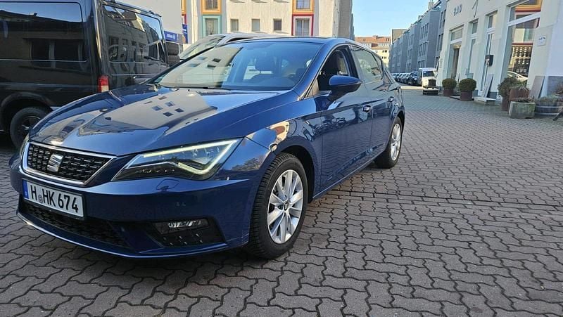Second-hand Seat Leon Style 110 CP (80 kW) 2018 Hatchback