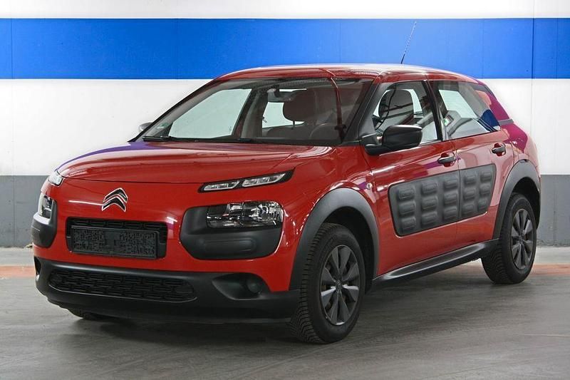 Gebraucht Citroën C4 75 PS (55 kW) 2014 Rot Limousine