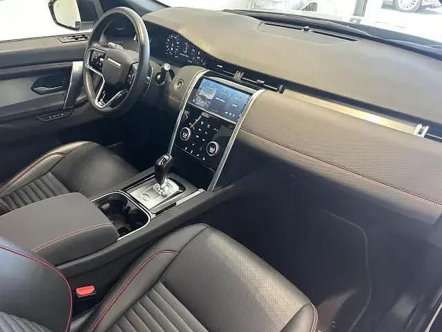 Gebraucht Land Rover Discovery Sport SE Dynamic 206 PS (151 kW) 2021 Farbe: weiß SUV