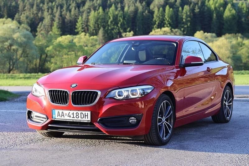 Rot Gebraucht 2018 BMW 218 Sport Line Coupé | 16.900 € (Fairer Preis) - Bild 1/4