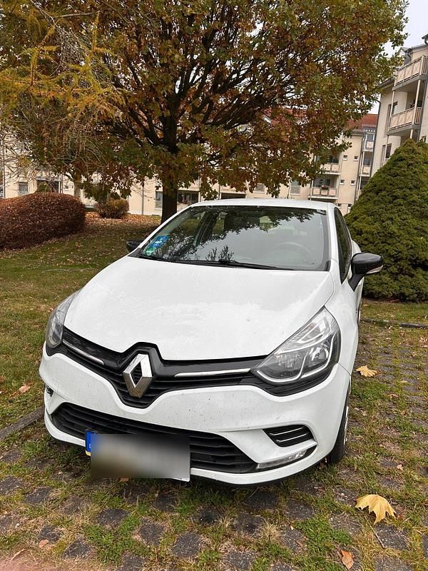 Weiß Gebraucht 2018 Renault Clio IV LIMITED Kleinwagen | 8.500 € (Fairer Preis) - Bild 1/4