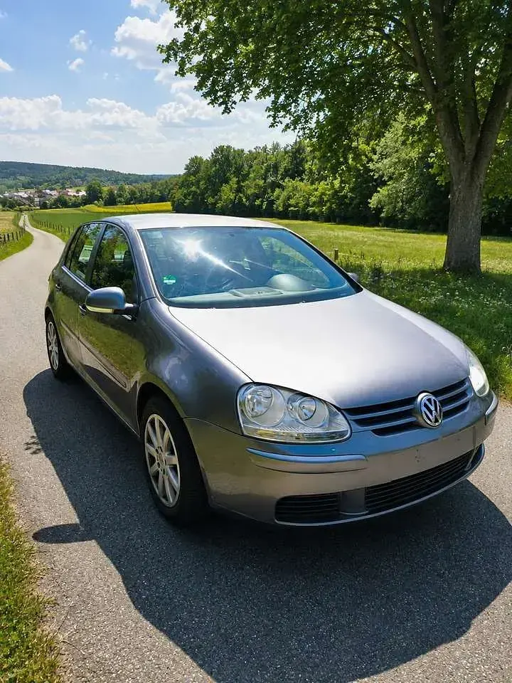 Gebraucht VW Golf IV 102 PS (75 kW) 2006 Grau Limousine