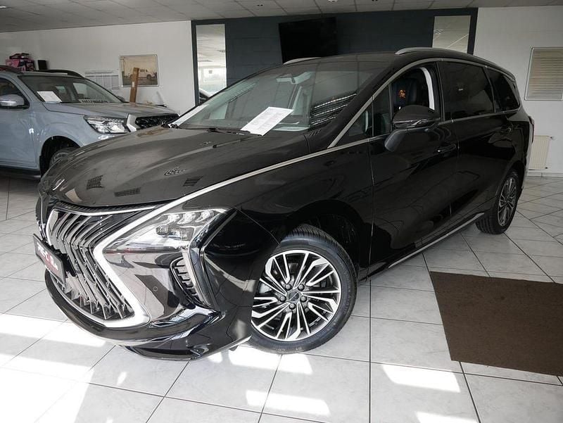 Neu DFSK Forthing 4 177 PS (130 kW) 2026 Schwarz Van / Kleinbus