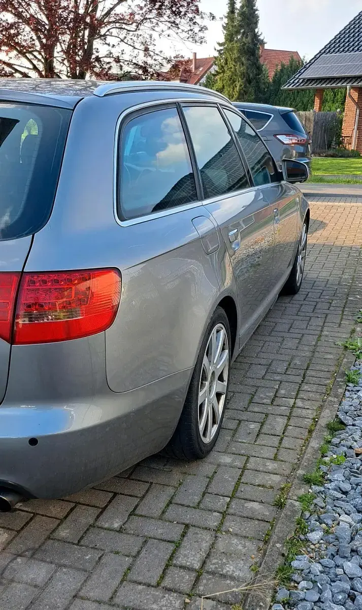 Używany Audi A6 256 KM (188 kW) 2005 Szary Kombi
