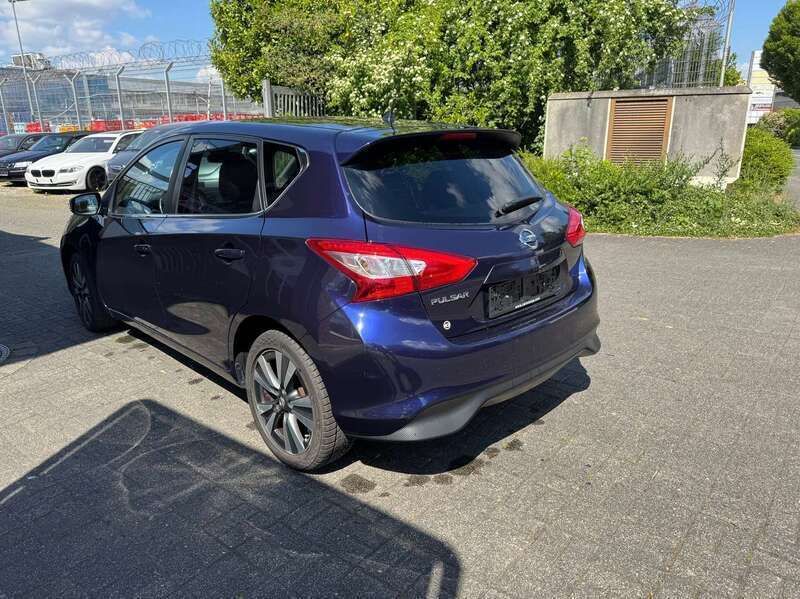 Blau Gebraucht 2017 Nissan Pulsar Tekna Limousine | 6.450 € (Superpreis) - Bild 1/4