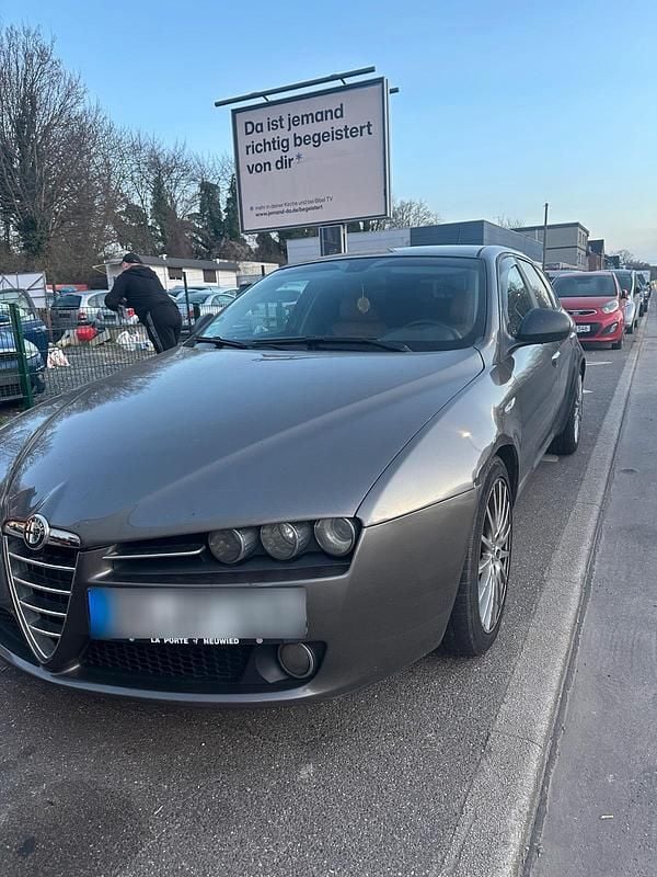 Gebraucht Alfa Romeo 159 170 PS (125 kW) 2009 Grau Limousine