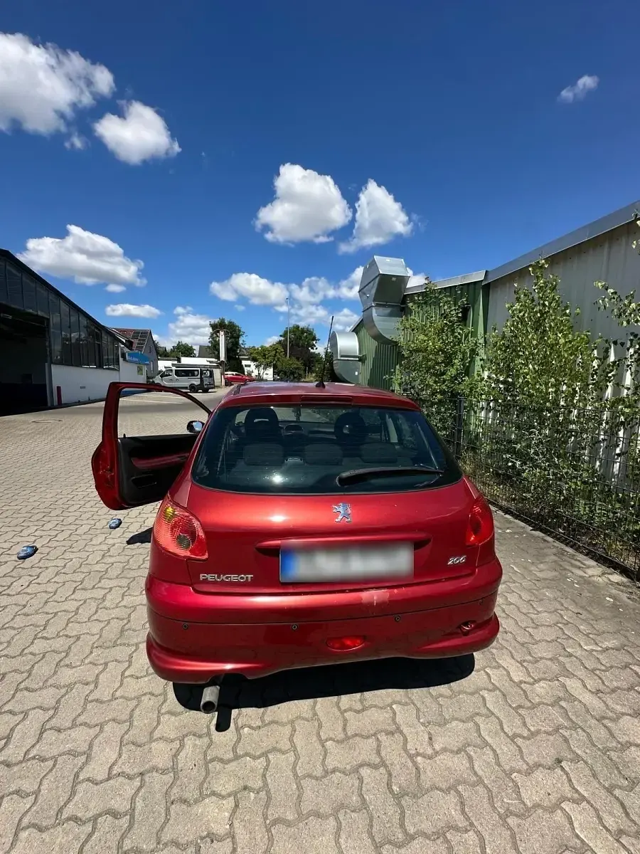Gebraucht Peugeot 206 80 PS (58 kW) 2005 Rot Coupé