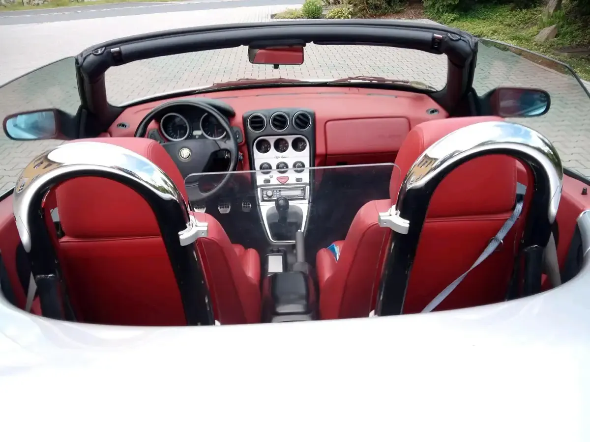 Gebraucht Alfa Romeo Spider 155 PS (114 kW) 2000 Silber Cabrio