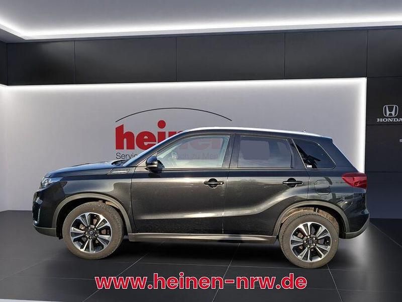 Gebraucht Suzuki Vitara Comfort+ 129 PS (94 kW) 2021 Schwarz SUV