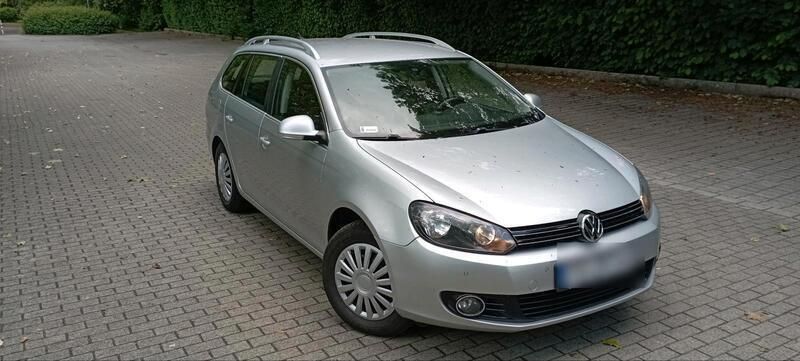 Silber Gebraucht 2012 VW Golf VI Kombi | 4.700 € (Fairer Preis) - Bild 1/4