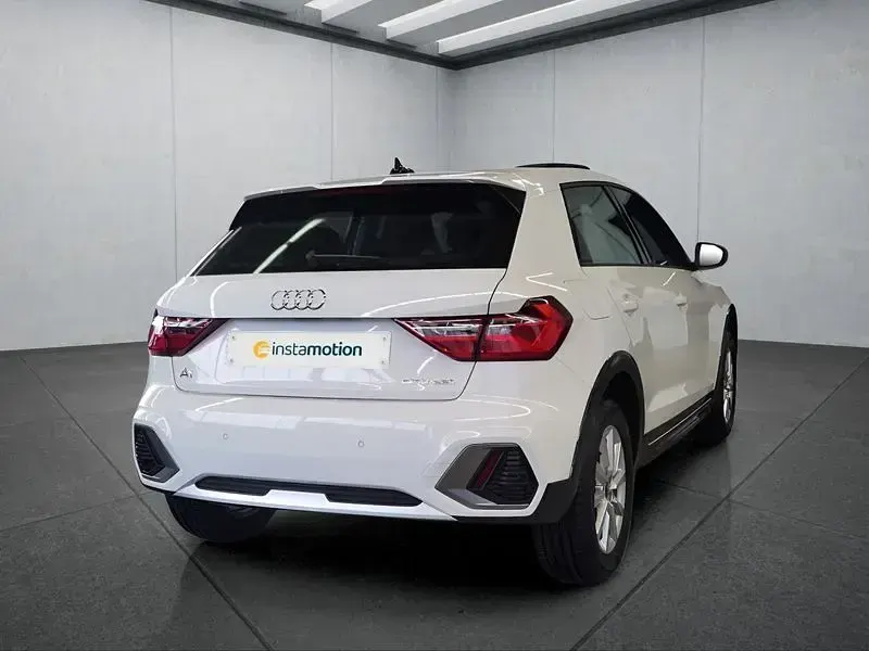 Gebraucht Audi A1 95 PS (69 kW) 2025 Weiß SUV