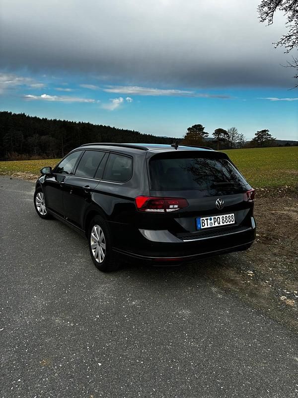 Gebraucht VW Passat 150 PS (110 kW) 2023 Kombi