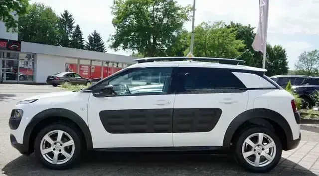 Gebraucht Citroën C4 Cactus Shine 82 PS (60 kW) 2017 Andere Kleinwagen