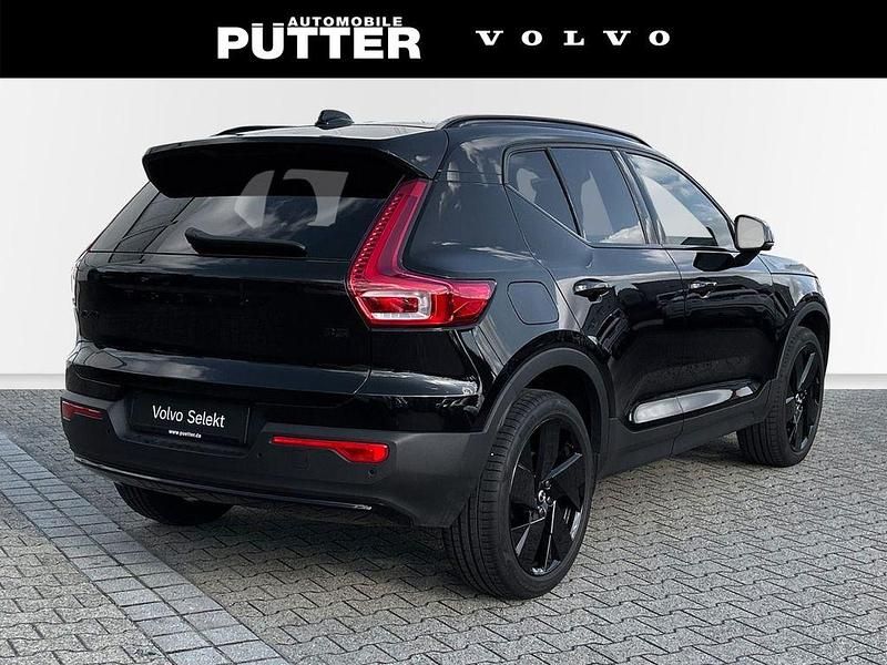 Gebraucht Volvo XC40 Plus 163 PS (119 kW) 2025 Schwarz SUV