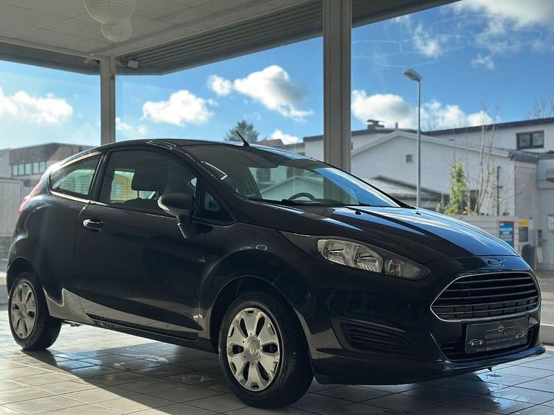 Gebraucht Ford Fiesta 60 PS (44 kW) 2013 Schwarz Kleinwagen