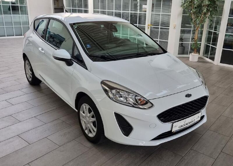 Gebraucht Ford Fiesta Cool & Connect 75 PS (55 kW) 2020 Frostweiß Kleinwagen