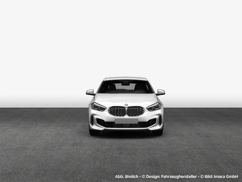 Gebraucht BMW M135 Performance 306 PS (225 kW) 2023 Weiß Kleinwagen