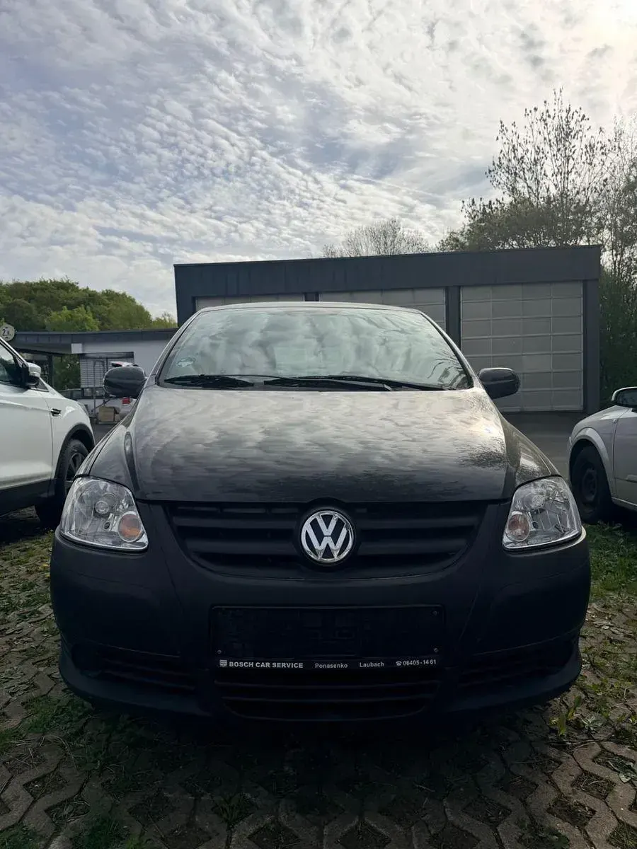 Usata VW Fox 54 CV (39 kW) 2006 Grigio Utilitaria