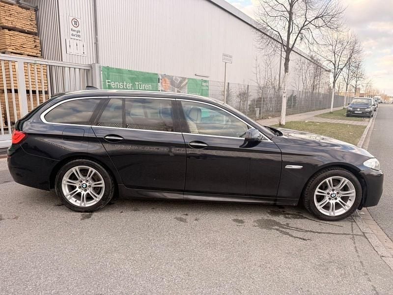 Gebraucht BMW 530 M Sport 245 PS (180 kW) 2011 Schwarz Kombi