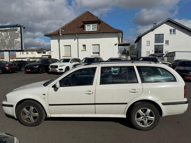 Gebraucht Skoda Octavia Ambiente 102 PS (75 kW) 2004 Weiß Kombi