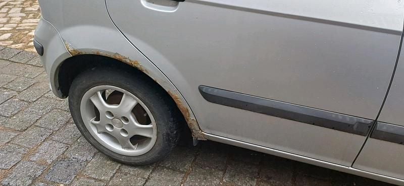 Gebraucht Hyundai Getz 63 PS (46 kW) 2004 Silber Kleinwagen