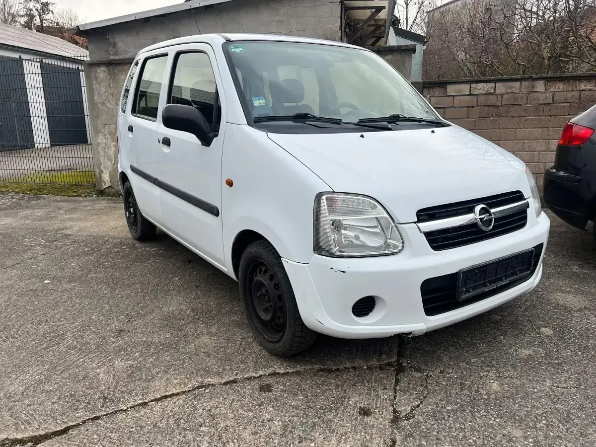 Occasion Opel Agila Enjoy 60 ch (44 kW) 2003 Blanc Monospace