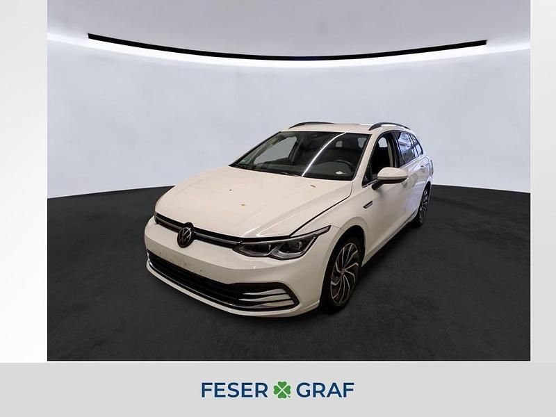 Weiß Gebraucht 2022 VW Golf VIII Kombi | 22.450 € (Guter Preis) - Bild 1/4