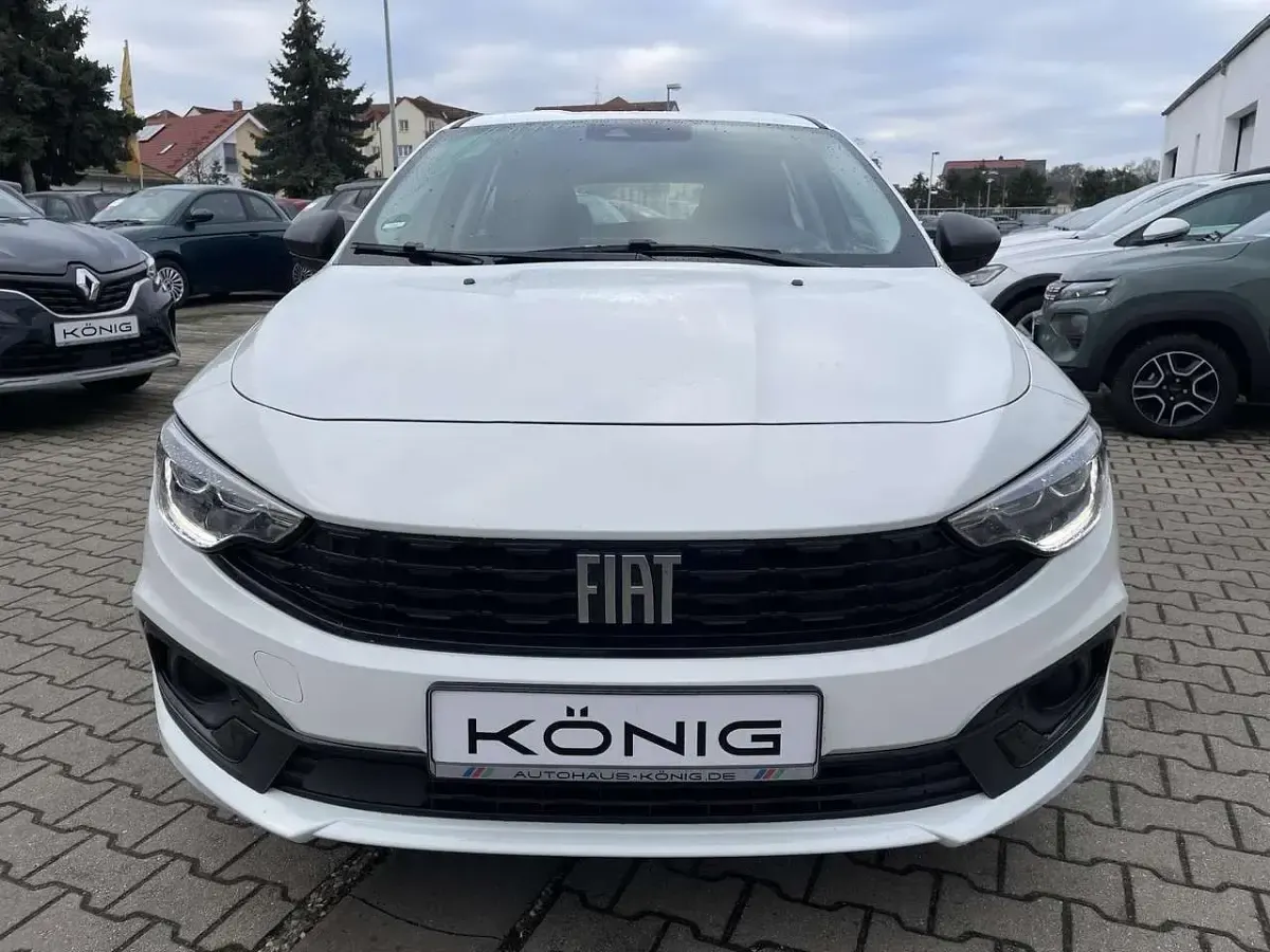 Gebraucht Fiat Tipo Cross 131 PS (96 kW) 2023 Weiß Kombi