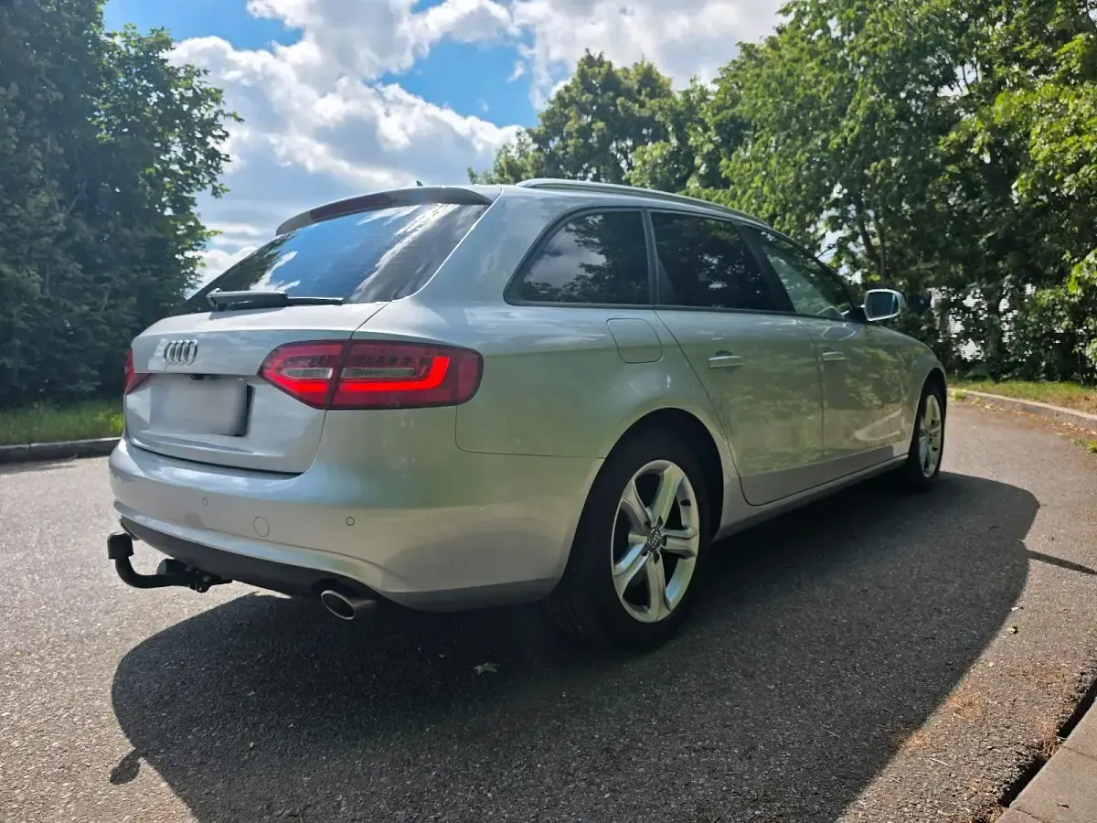 Gebraucht Audi A4 204 PS (150 kW) 2012 Silber Kombi