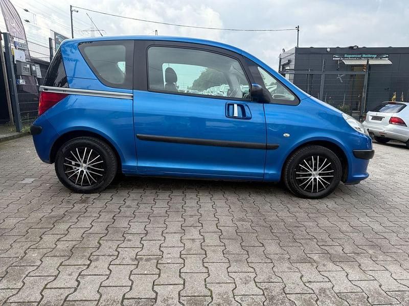 Gebraucht Peugeot 1007 Premium 68 PS (50 kW) 2005 Blau Van / Kleinbus