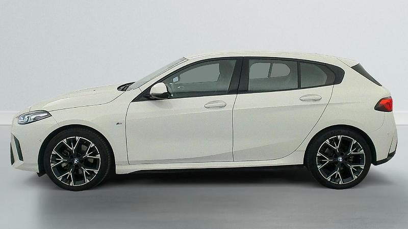 Gebraucht BMW 120 M Sport 163 PS (119 kW) 2025 Alpinweiss Kleinwagen