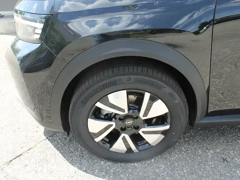 Gebraucht Opel Frontera 145 PS (106 kW) 2025 5 türen SUV