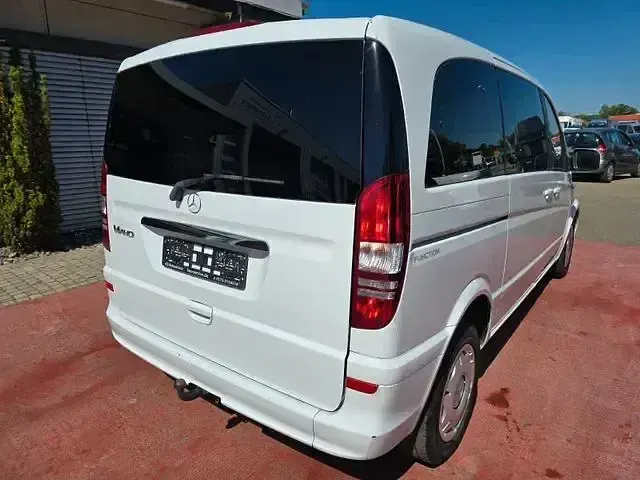 Gebraucht Mercedes Viano 136 PS (100 kW) 2011 Weiß Van / Kleinbus