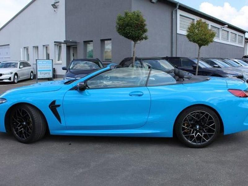 Gebraucht BMW M8 Competition Edition 626 PS (460 kW) 2023 Blau Cabrio