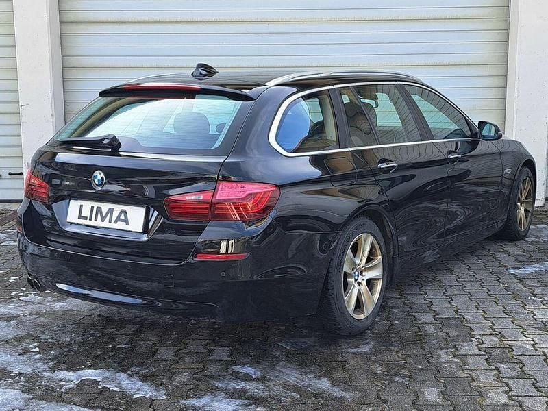 Gebraucht BMW 520 184 PS (135 kW) 2014 Schwarz Kombi