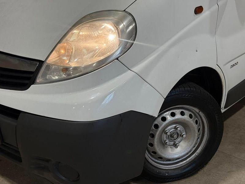 Gebraucht Opel Vivaro 90 PS (66 kW) 2012 Weiß Van / Kleinbus