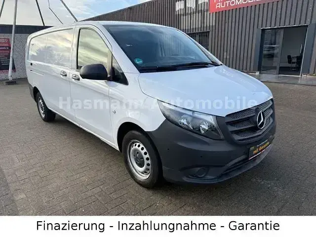 Gebraucht Mercedes Vito 163 PS (119 kW) 2023 Weiß Van
