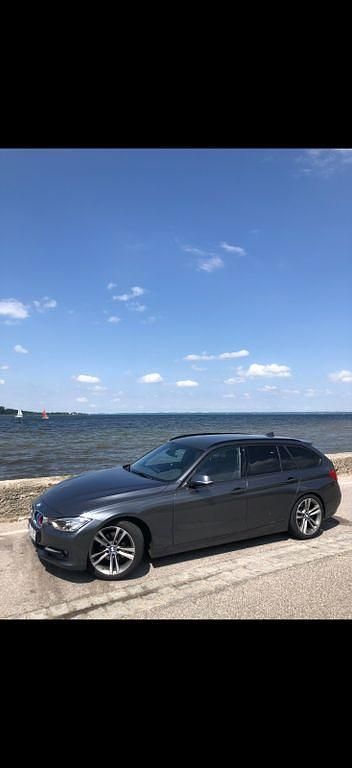 Gebraucht BMW 320 Sport Line 184 PS (135 kW) 2014 Grau Kombi
