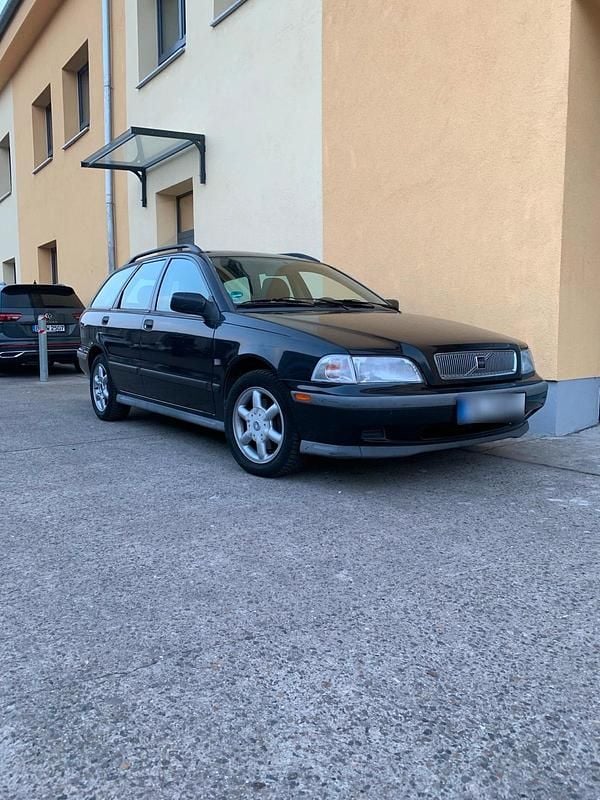 Gebraucht Volvo V40 116 PS (85 kW) 1998 Kombi