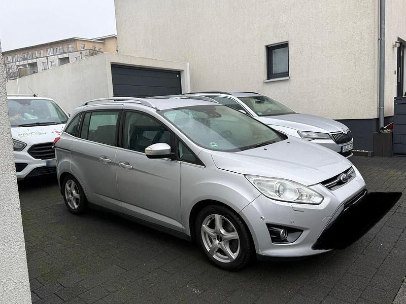 Gebraucht Ford C-MAX Titanium 163 PS (119 kW) 2014 Silber Van / Kleinbus
