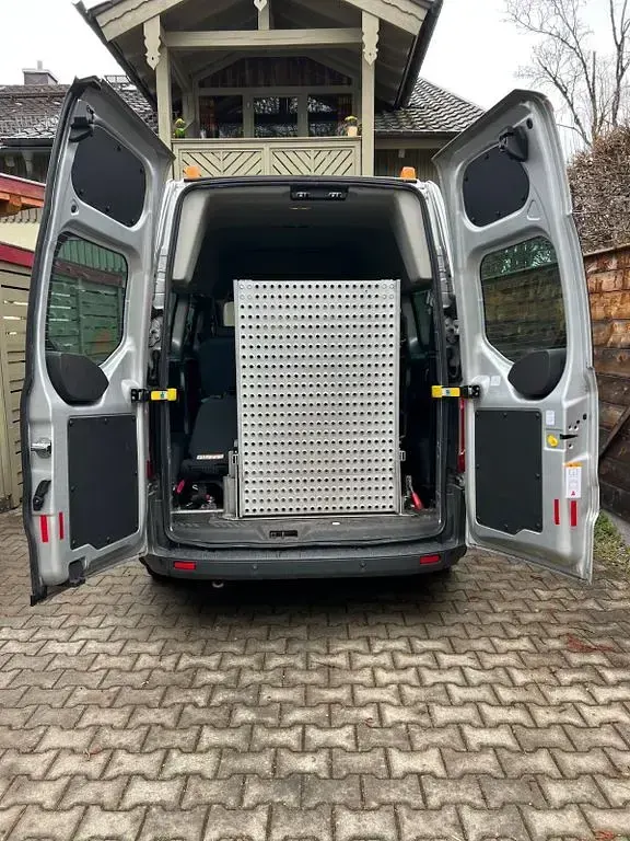 Gebraucht Ford Transit Custom 125 PS (91 kW) 2015 Silber Van / Kleinbus