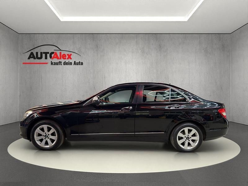 Gebraucht Mercedes C180 156 PS (114 kW) 2008 Schwarz Limousine