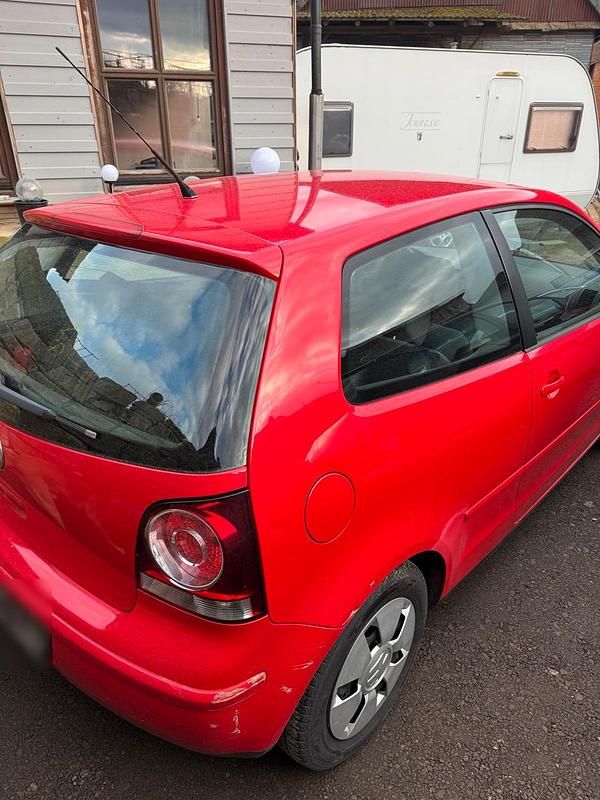 Gebraucht VW Polo 63 PS (46 kW) 2006 Rot Kleinwagen