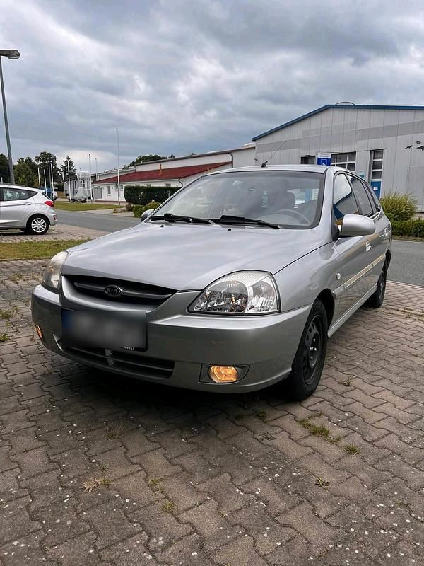 Silber Gebraucht 2003 Kia Rio Kombi | 750 € (Fairer Preis) - Bild 1/4