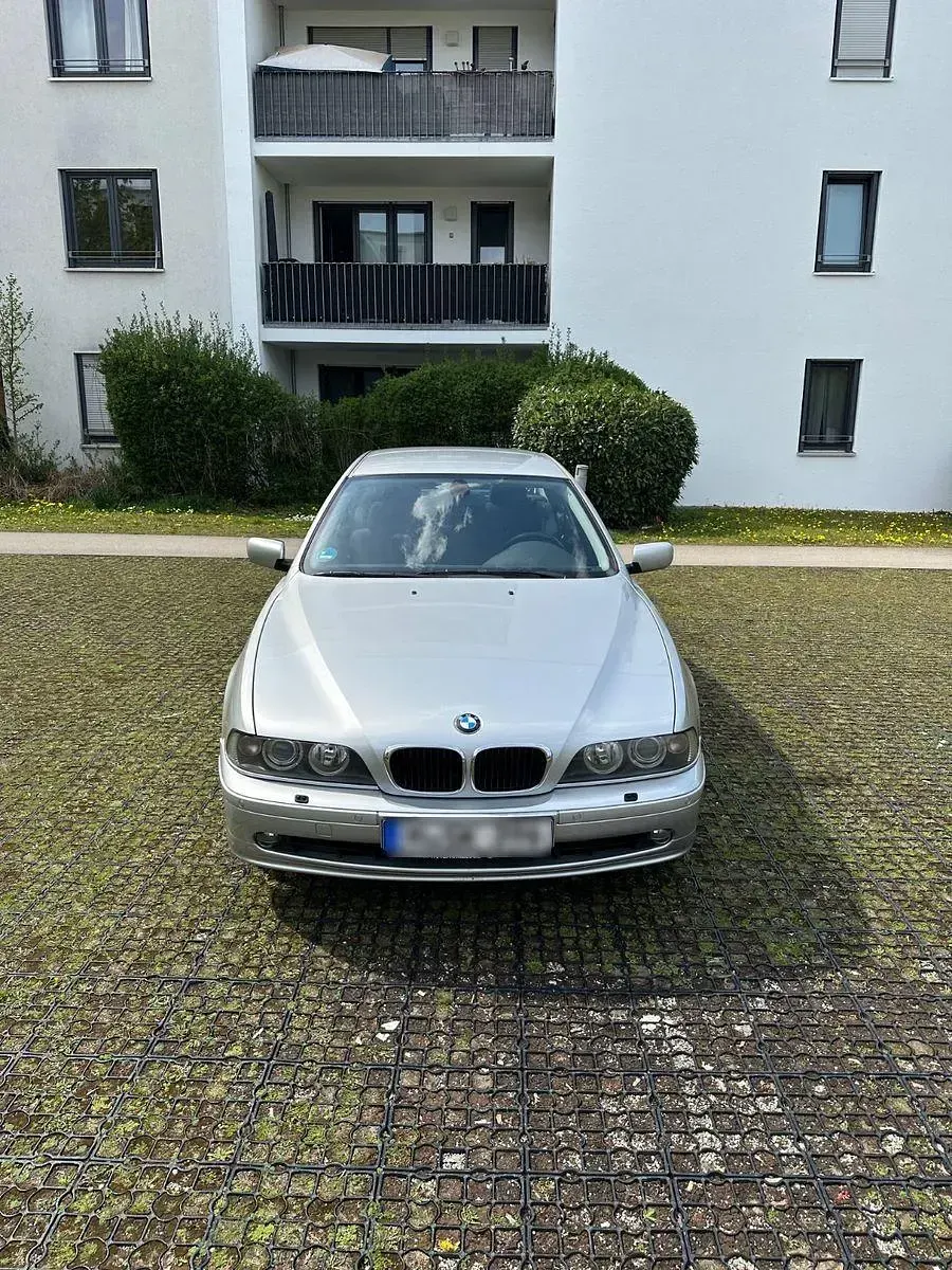 Second-hand BMW 525 192 CP (141 kW) 2001 Argintiu Berlinǎ