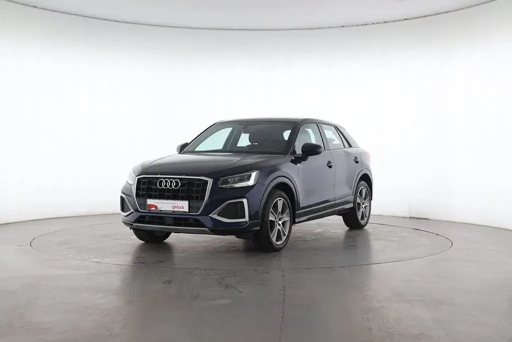 Gebraucht Audi Q2 Advanced Plus 150 PS (110 kW) 2021 Navarrablau SUV