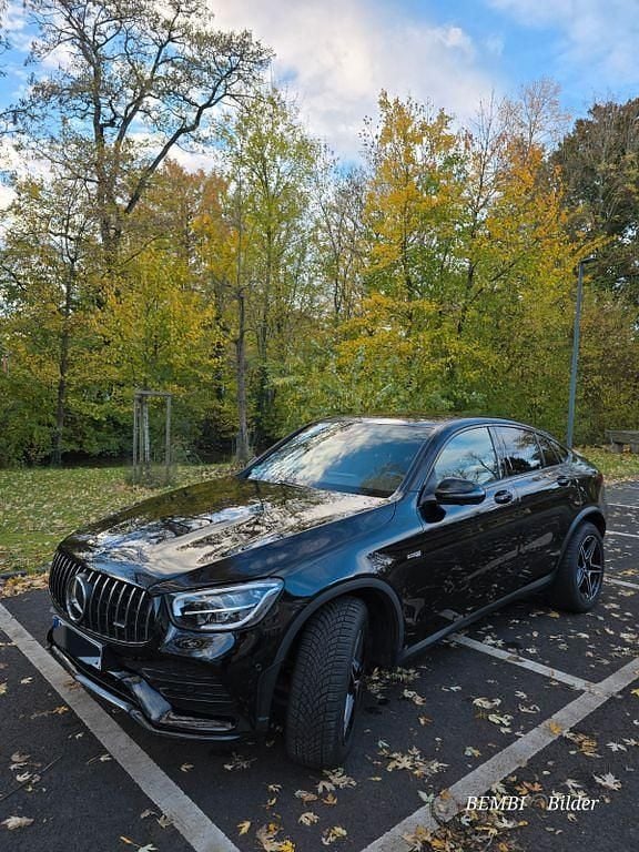Schwarz Gebraucht 2022 Mercedes GLC43 AMG AMG Coupé | 59.900 € (Fairer Preis) - Bild 1/4