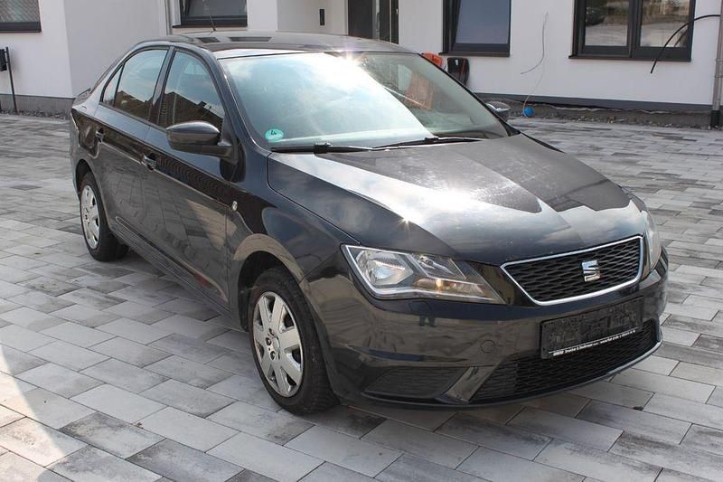 Gebraucht Seat Toledo 4You 105 PS (77 kW) 2014 Schwarz Kleinwagen